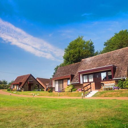 פולגייט Glyndley Manor Cottages מראה חיצוני תמונה